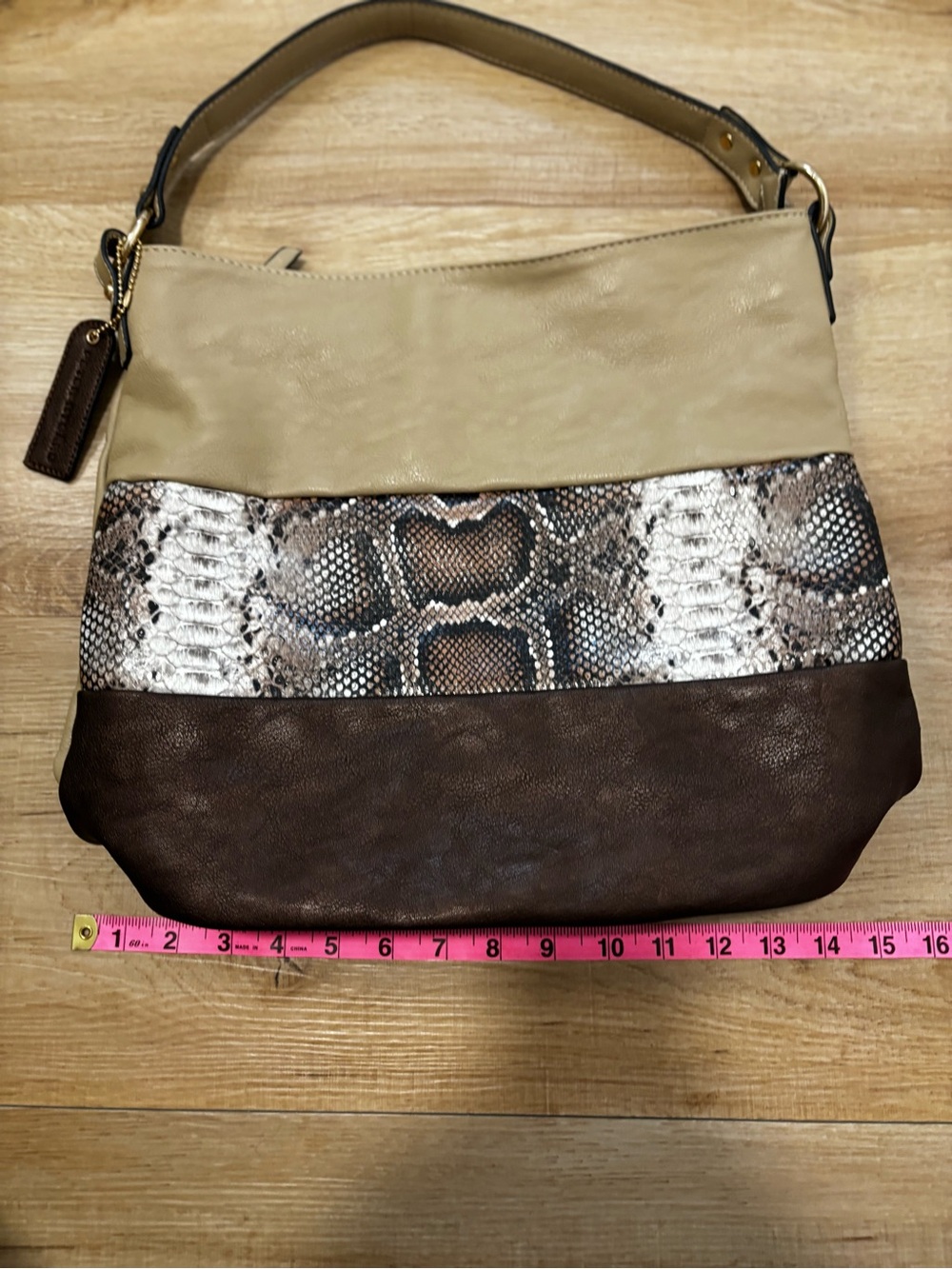 Peter Nygard Tri-Panel Hobo in Taupe, Snake Print & Dark Brown Shoulder Bag - Picture 9 of 13
